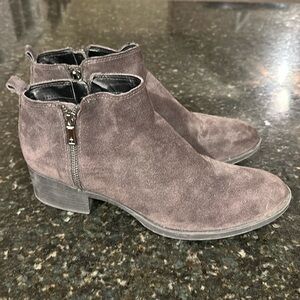 Kenneth Cole Dara suede/leather boots Women’s 10